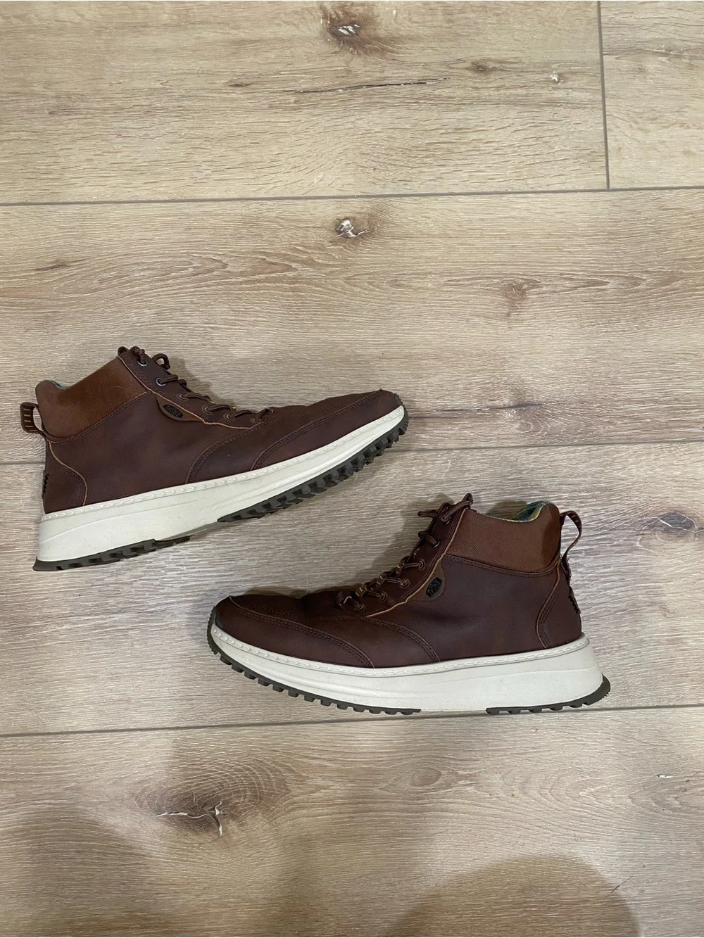 Hey Dude Boots Men’s 11 Brown Tahoe Classic Mid Top Chukka Comfort Outdoor